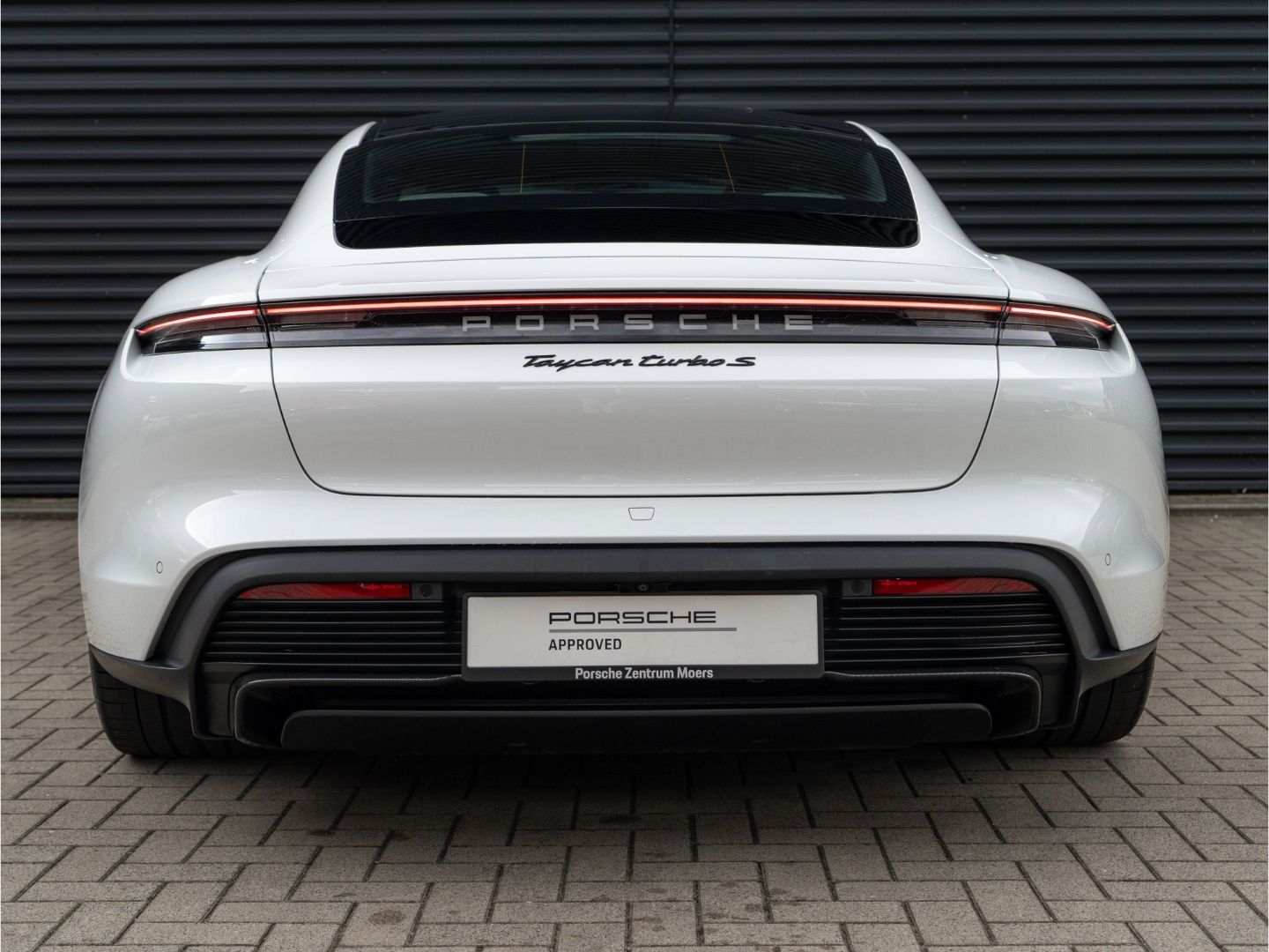 Porsche Taycan Turbo S Matrix LED PDLS Carbon uvm.