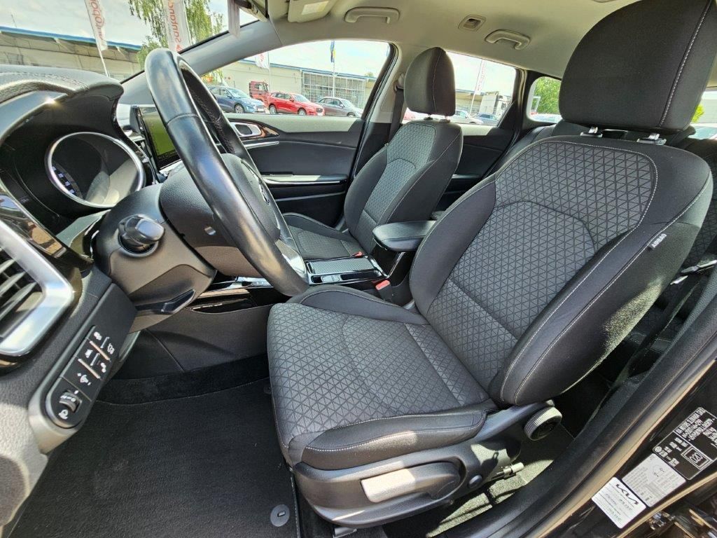 Kia Ceed SW 1.6 CRDi DCT Spirit - Samsaru's Car Outlet