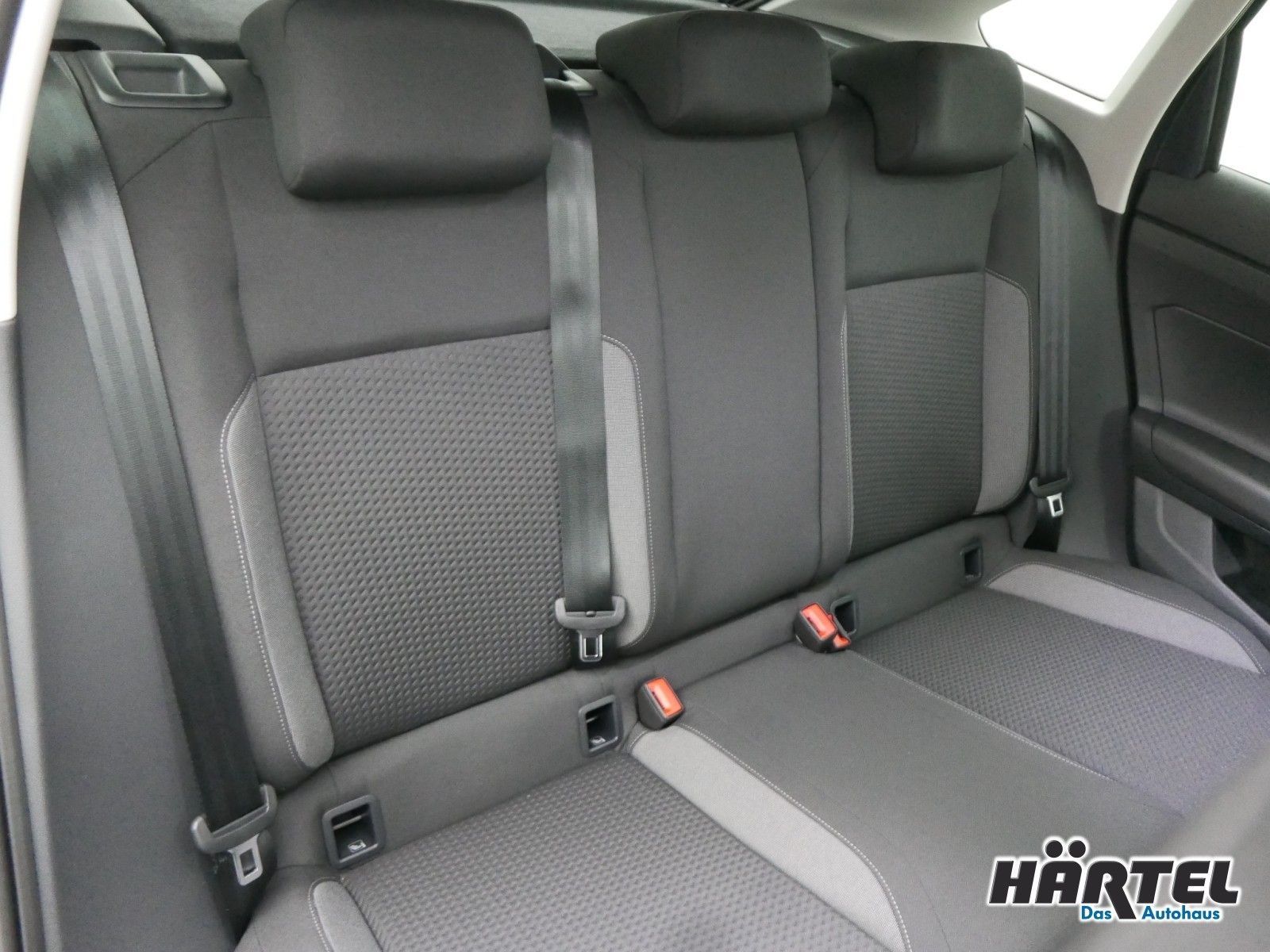 Volkswagen TAIGO LIFE 1.0 TSI - Samsaru's Car Outlet