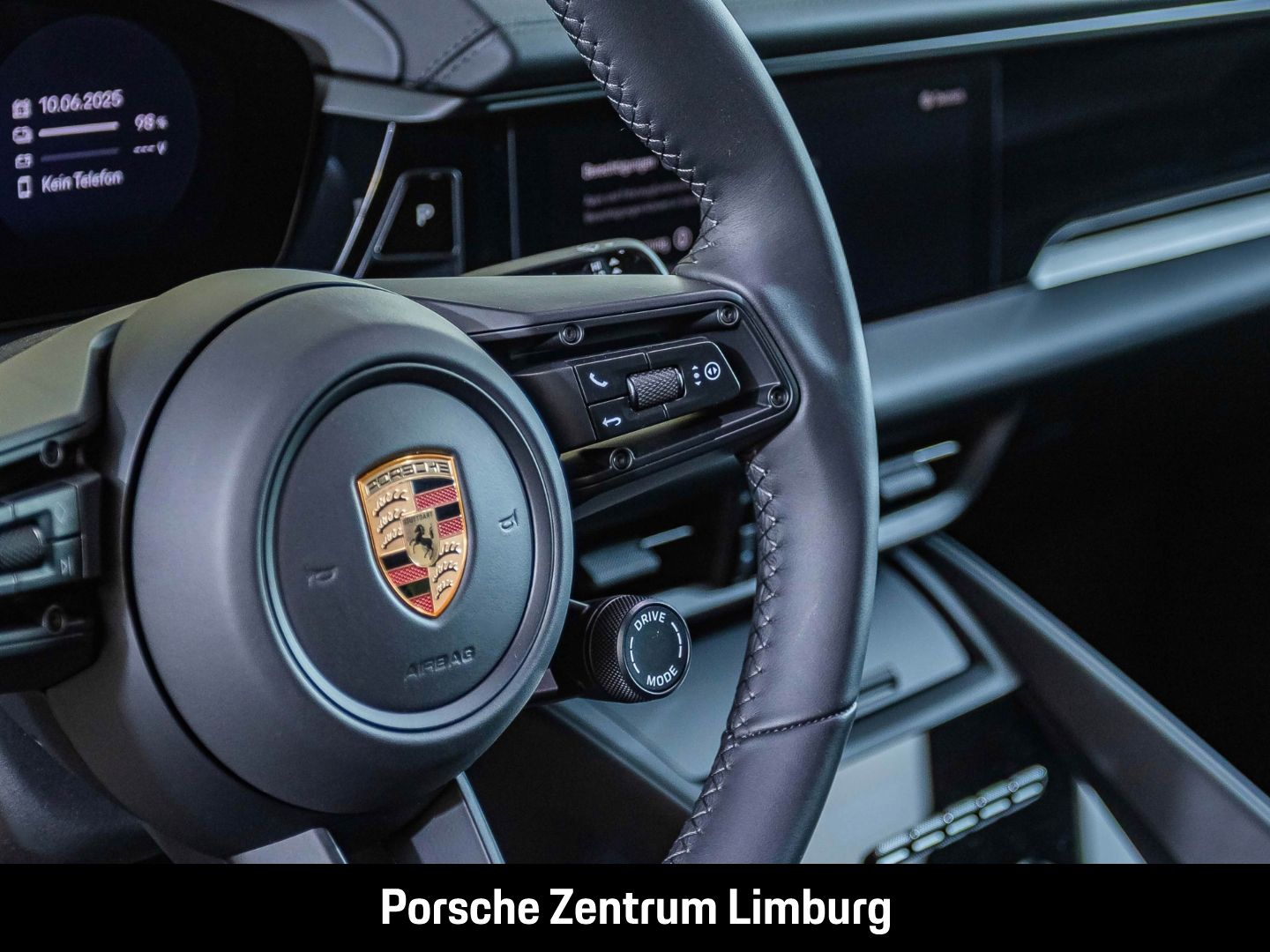 Porsche Macan 4 BOSE Surround-View Panorama Luftfederung