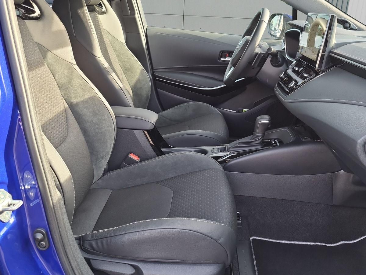 Toyota Corolla 2.0 Lounge Allwetter+HUD+Matrix 350€/M.