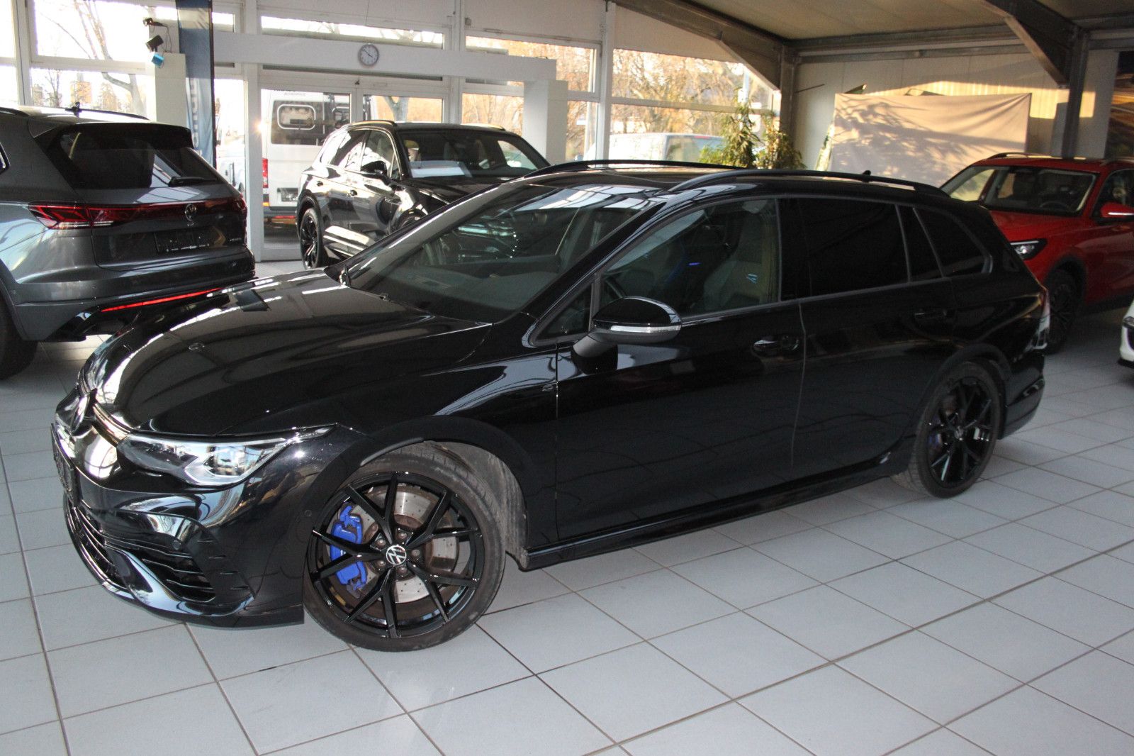 Volkswagen Golf VIII Variant R/DSG/PANO/LEDER/IQLED/H&K/BLC