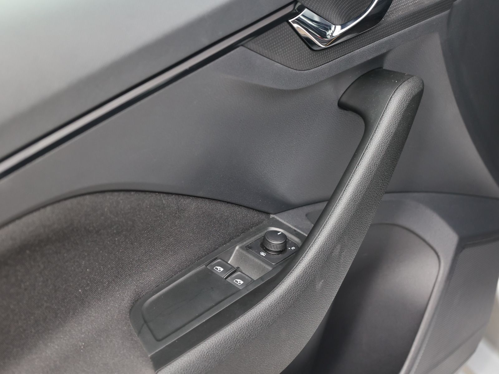 Skoda Kamiq 1.0 TSI Active - Samsaru's Car Outlet