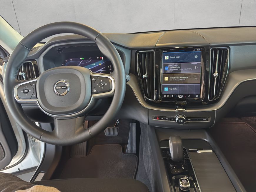 Volvo XC60 B5 D AWD Momentum Pro - Samsaru's Car Outlet