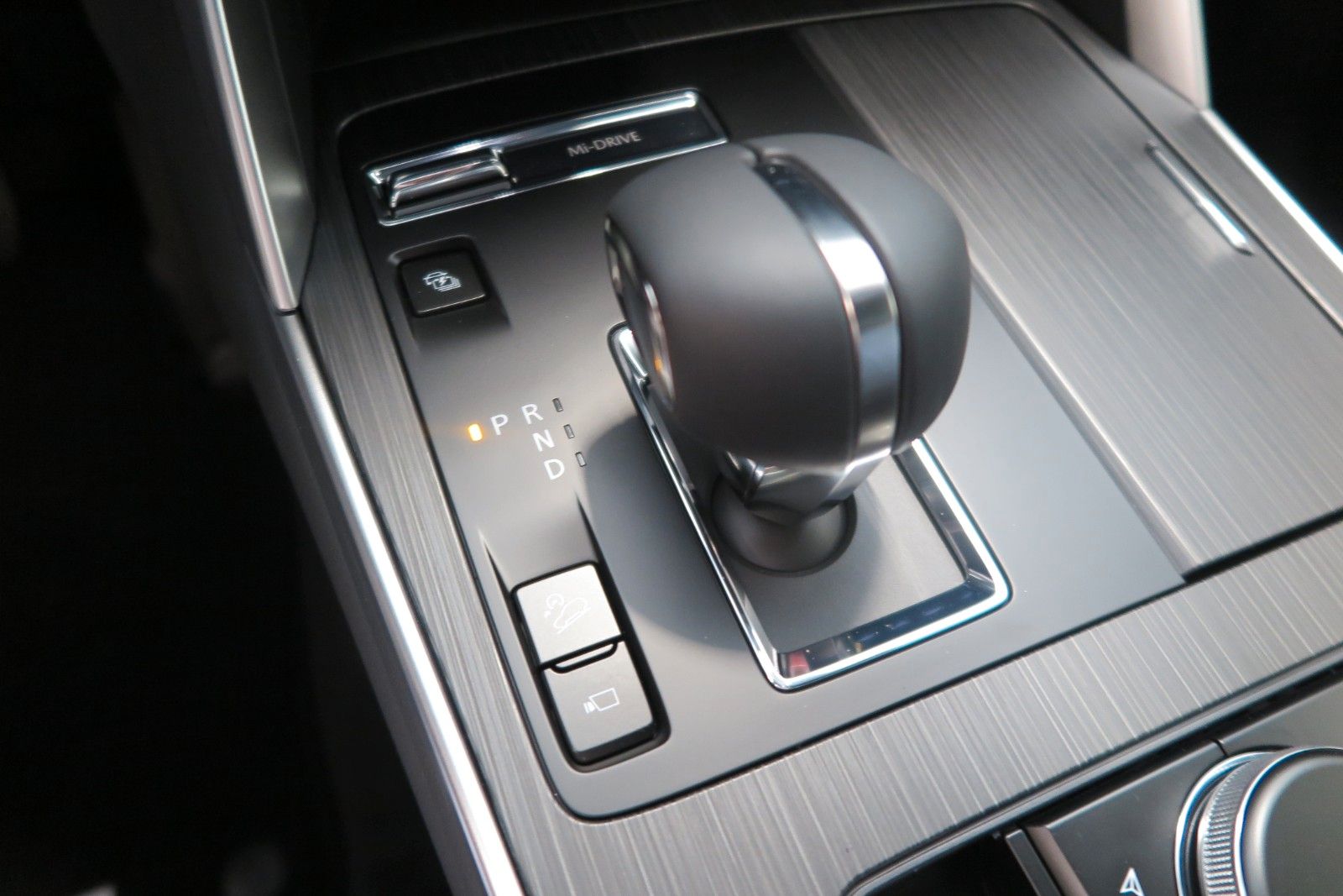 Mazda CX-80 2.5 e-SKYACTIV PHEV Homura Plus Auto AWD