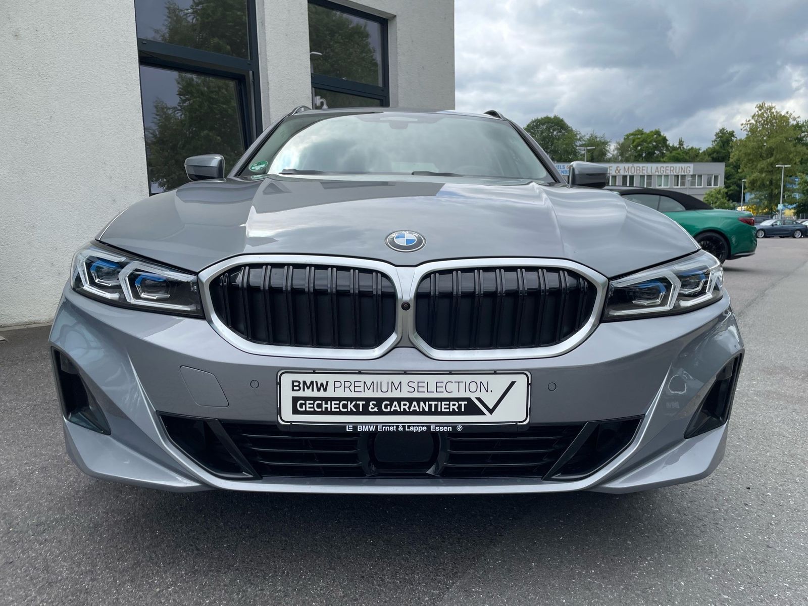 BMW 318i Touring || AHK ACC 360° Keyless eSitze LED