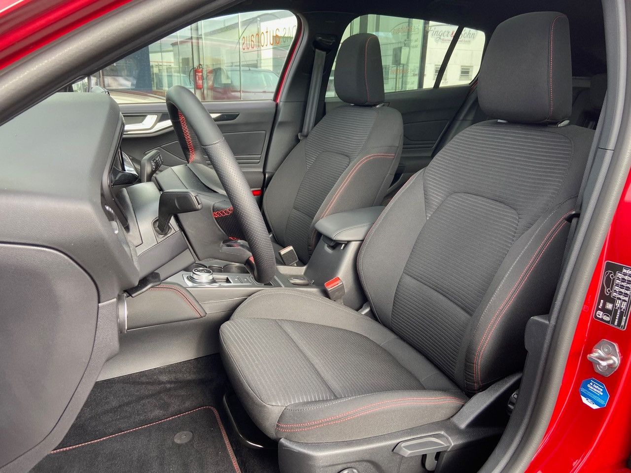 Ford Focus Turnier 1.5 EcoBlue ST-Line X NAVI+RFK*AHK