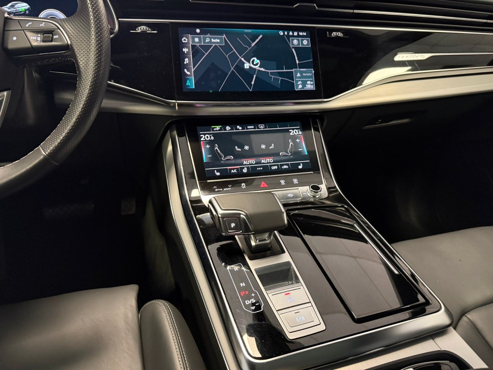 Audi Q7 55 TFSI e quattro S-Line Sport + Business 1.H