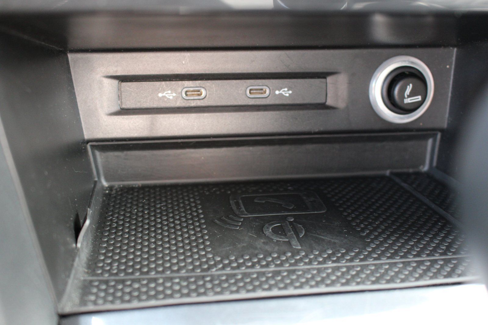 Volkswagen Tiguan 1.5 TSI DSG Move - Samsaru's Car Outlet