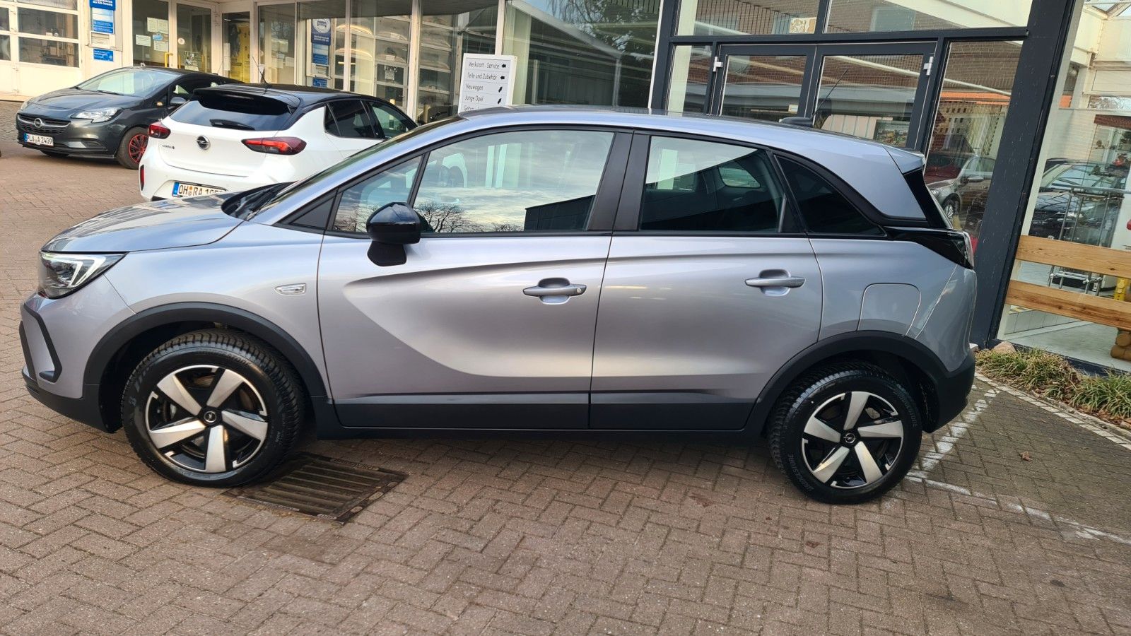 Opel Crossland 1.5D BUSINESS EDITION - Samsaru's Car Outlet