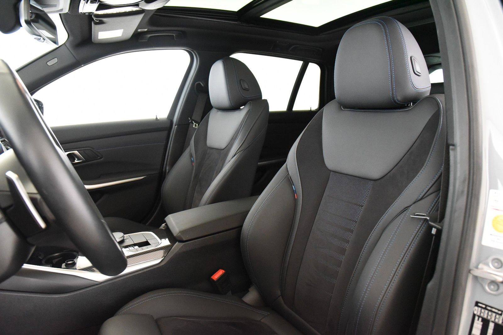 BMW 320d Touring xDrive M Sport ACC Pano H&K LED