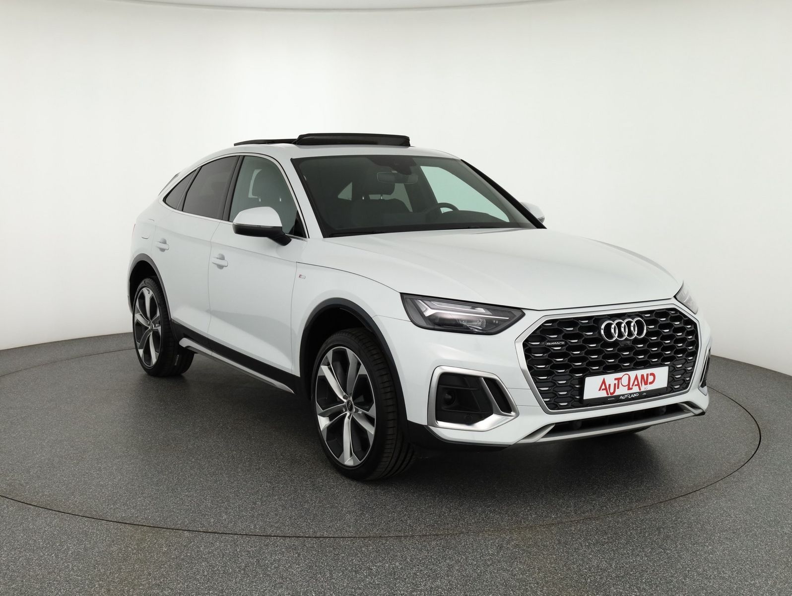 Audi Q5 Sportback S-Line 45 TFSI quattro s-tronic - Samsaru's Car Outlet