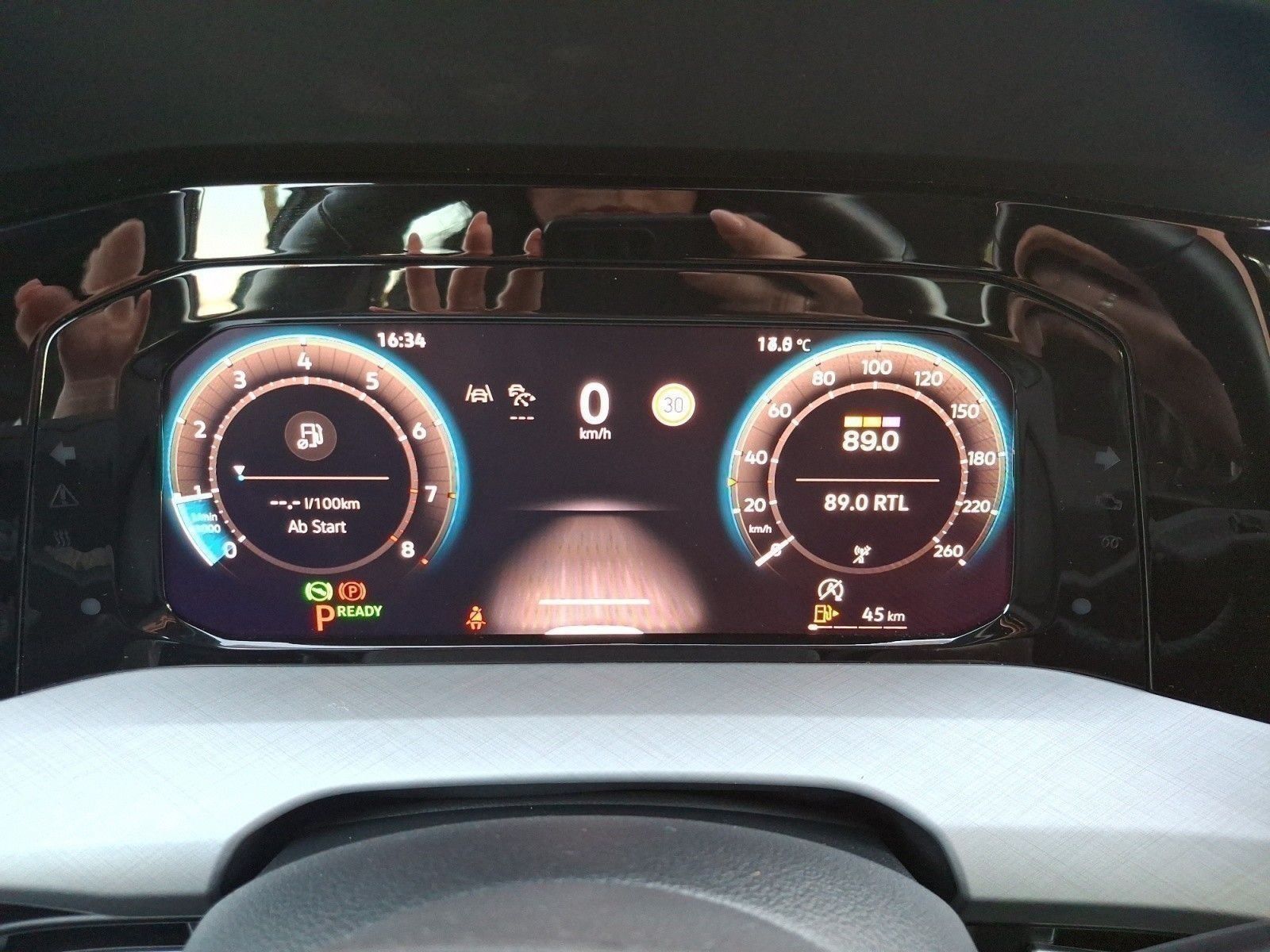 Volkswagen Golf 1.5 eTSI DSG Life #Head-Up #LED #App-Connec