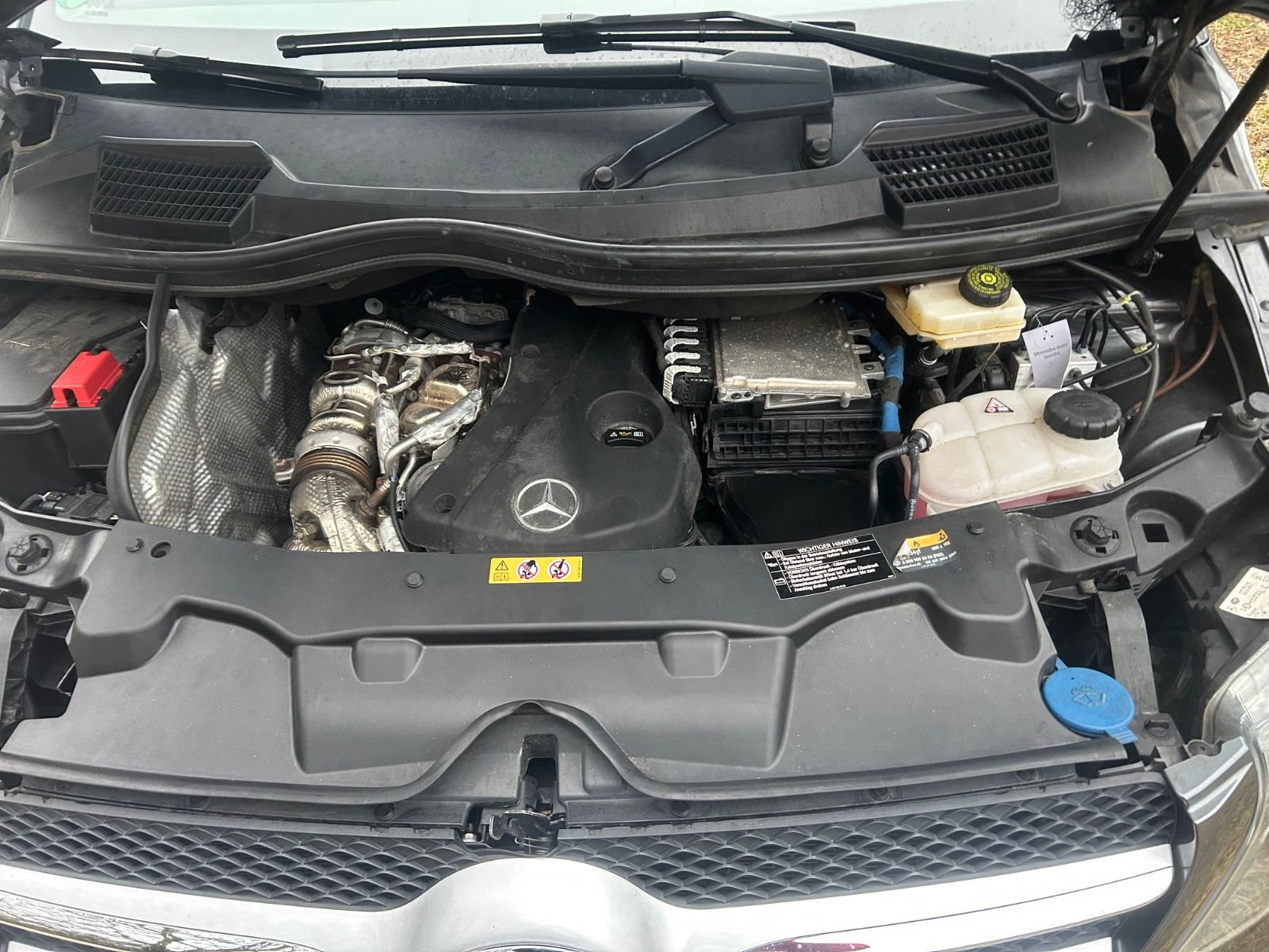 Mercedes-Benz V 250 - Samsaru's Car Outlet