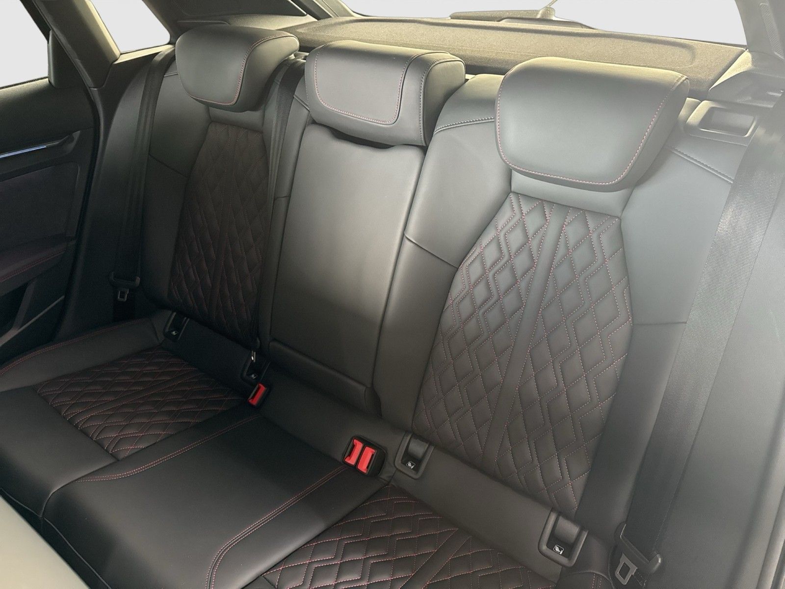 Audi A3 Sportback quattro S LINE STANDHZ. SONOS AHK