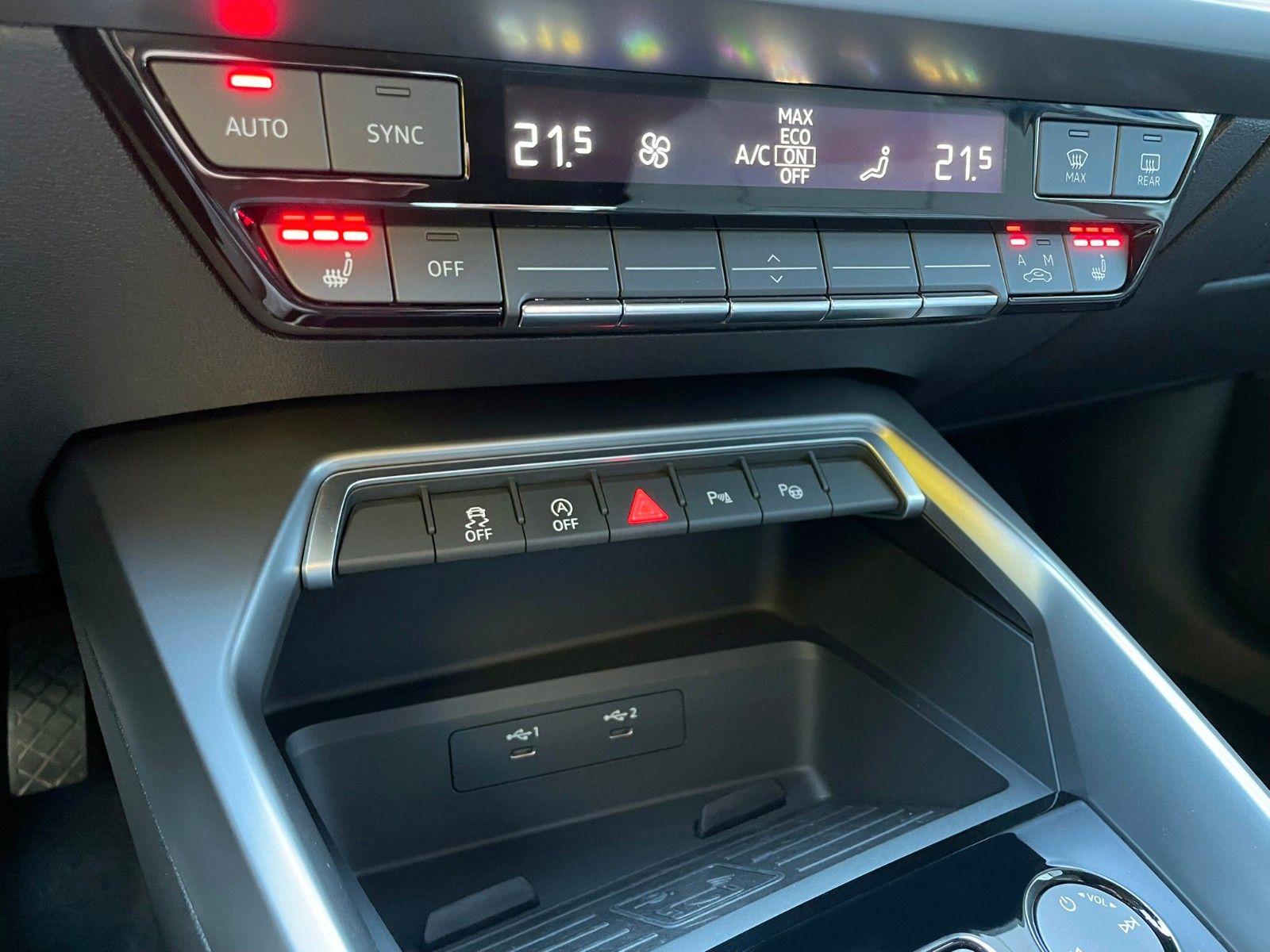 Audi A3 Sportb. 35 TFSI LED Navi Standh.AHK Kam.