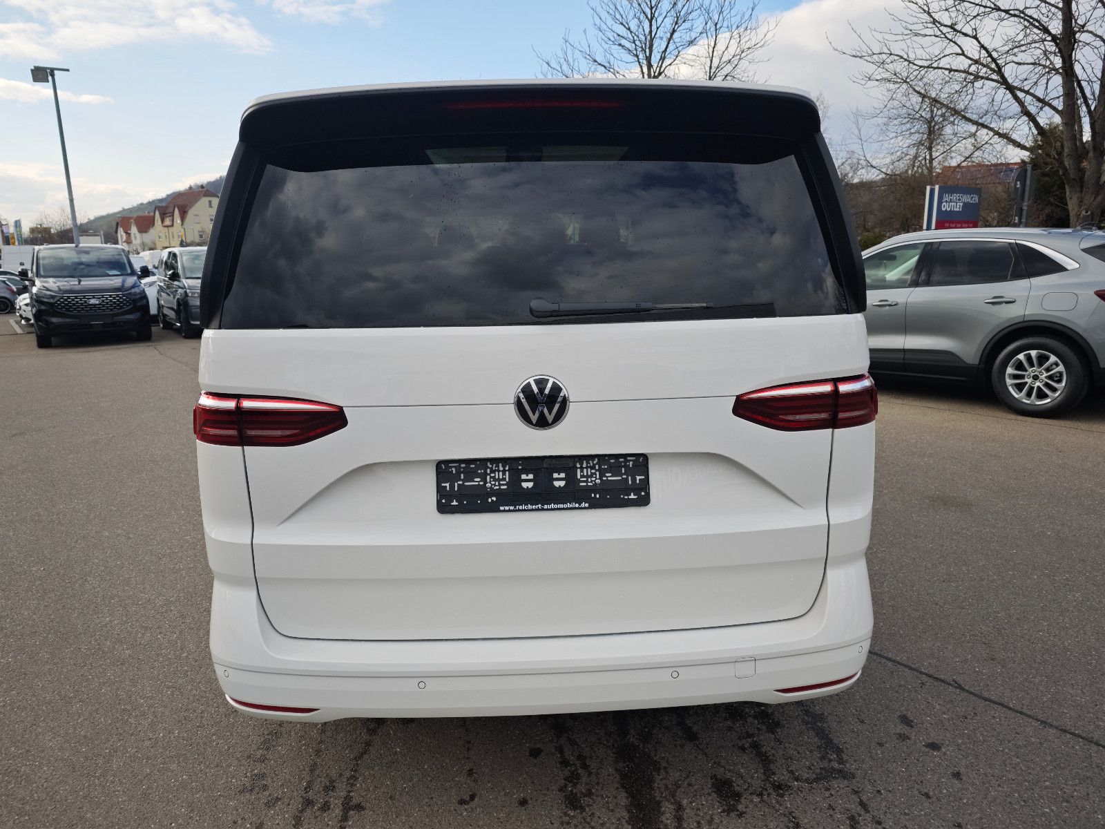 Volkswagen T7 - Samsaru's Car Outlet