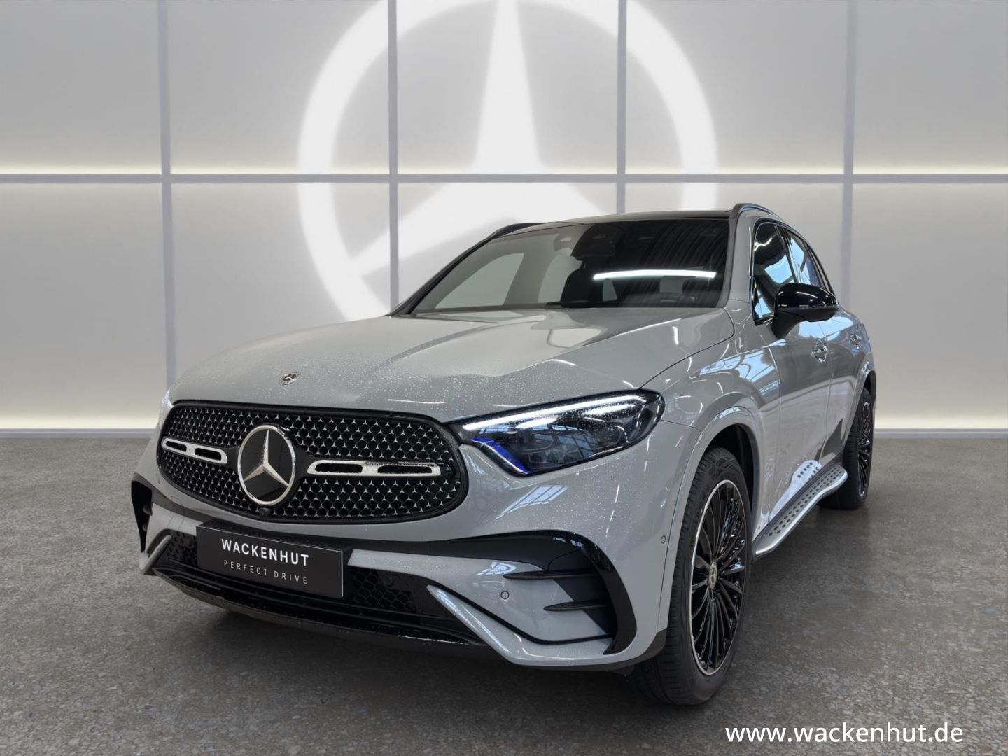 Mercedes-Benz GLC 300 4M EDITON AMG LINE ADVANCED PLUS+AHK+PAN