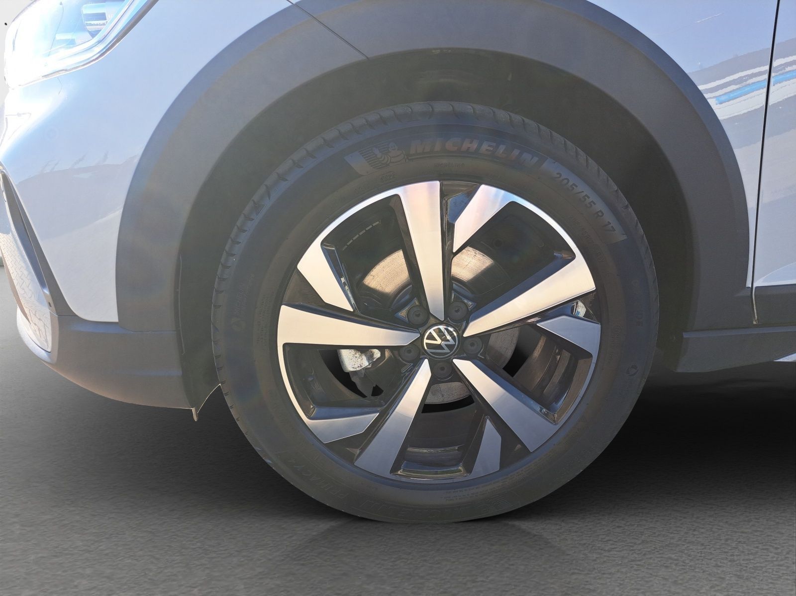 Volkswagen Taigo Style 1.5 TSI - Samsaru's Car Outlet