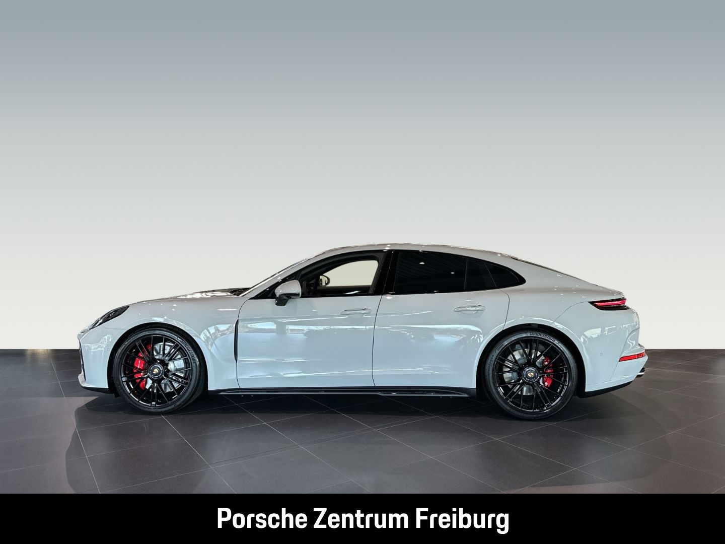 Porsche Panamera GTS BOSE HA-Lenkung InnoDrive Soft-Clos