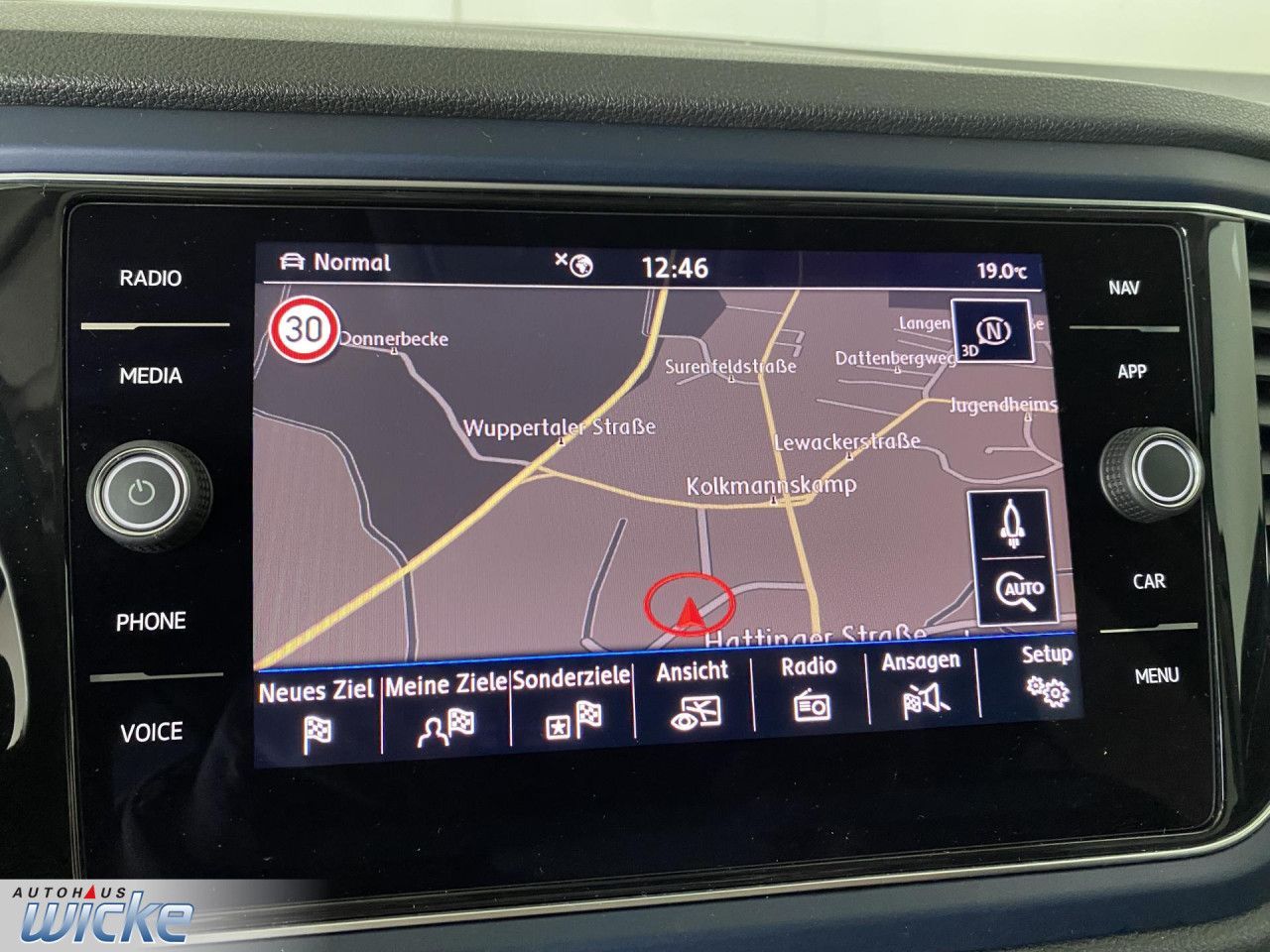 Volkswagen T-Roc 1.0 TSI United - Samsaru's Car Outlet