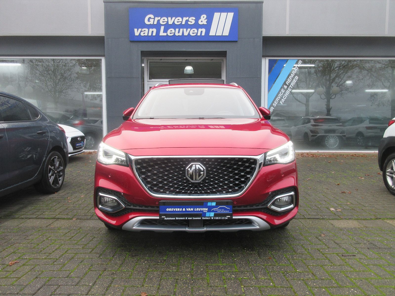 MG EHS 1.5TGI PLUG IN HYBR. LUXURY+MG PILOT PANO 18