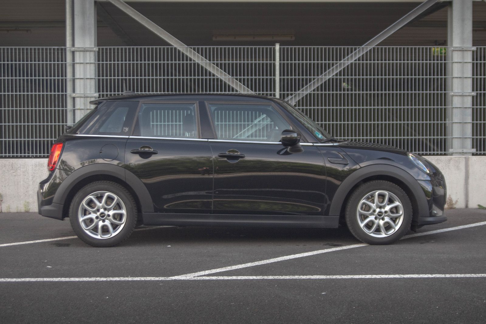 MINI Cooper Yours - Samsaru's Car Outlet