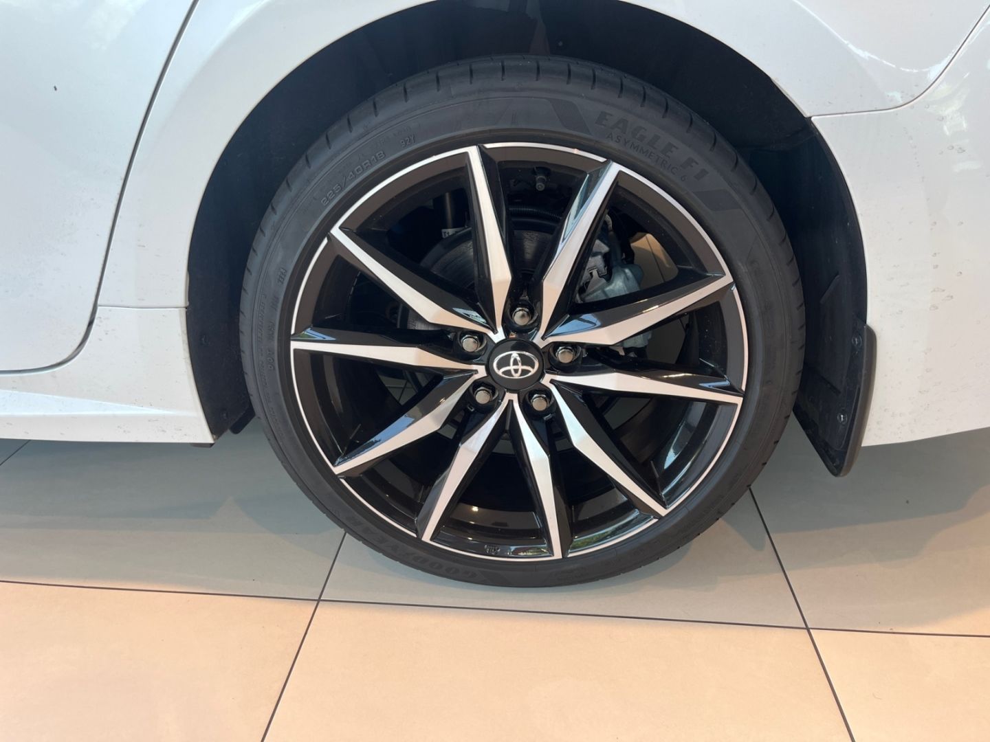 Toyota Corolla 2.0 Hybrid TS GR Sport - Samsaru's Car Outlet