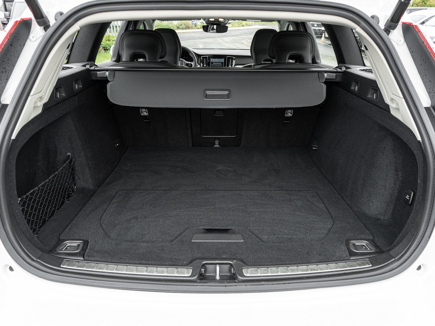 Volvo V60 Cross Country B4 D AWD Plus Bright PILOT LED