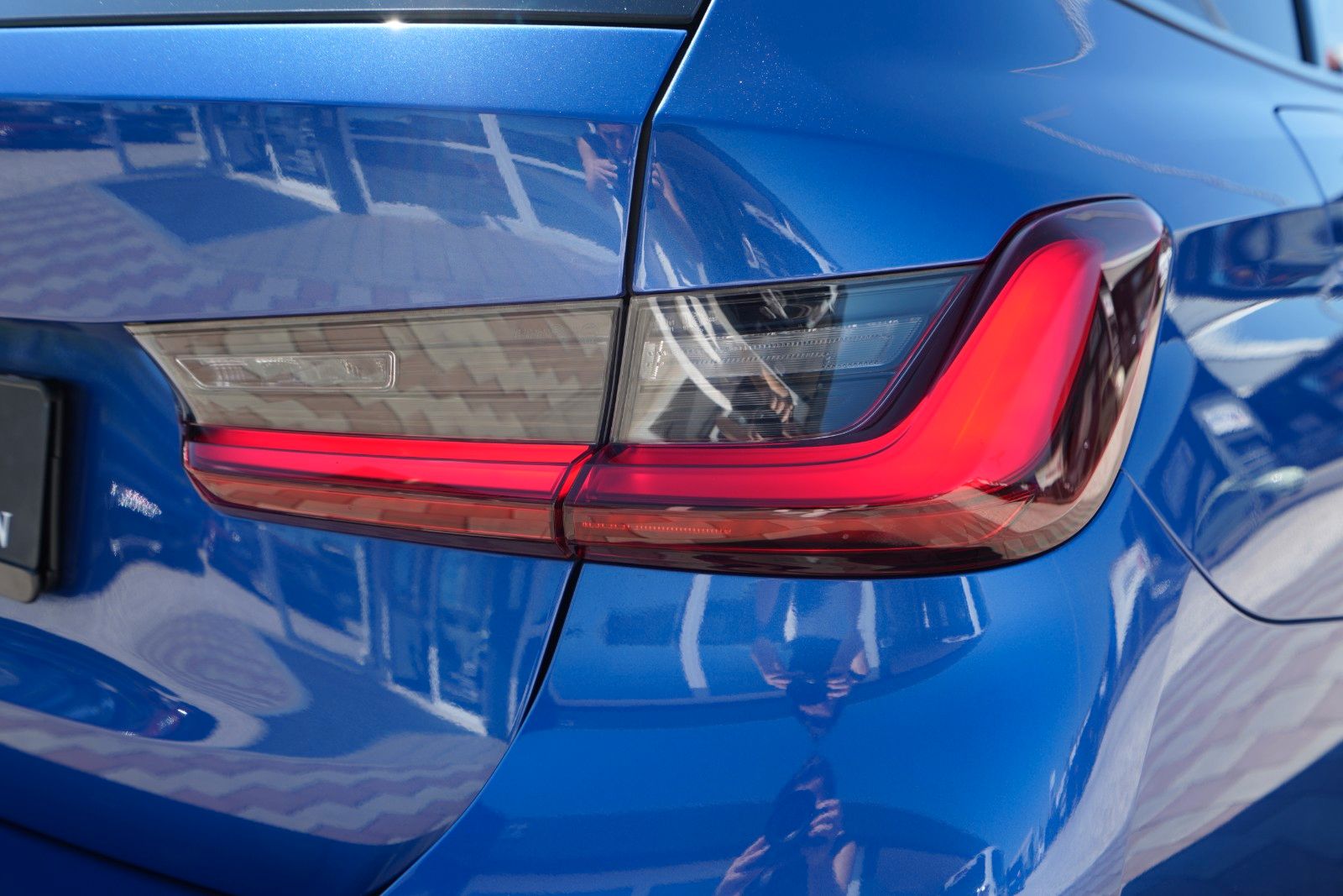 BMW 320d xDrive M Sport - Samsaru's Car Outlet