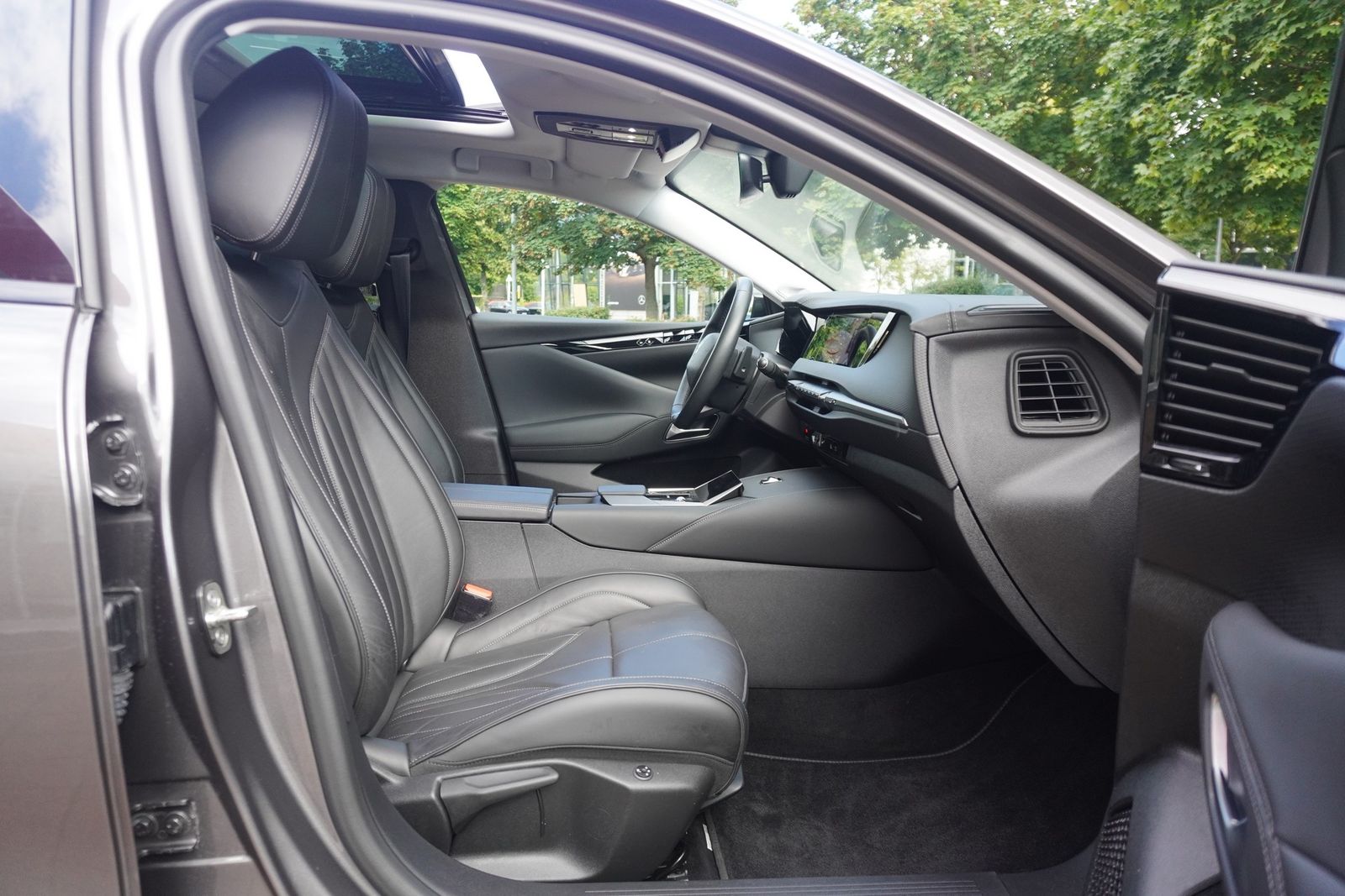 DS Automobiles DS4 PureTech130 Aut. Matrix ACC Navi 360° Pano