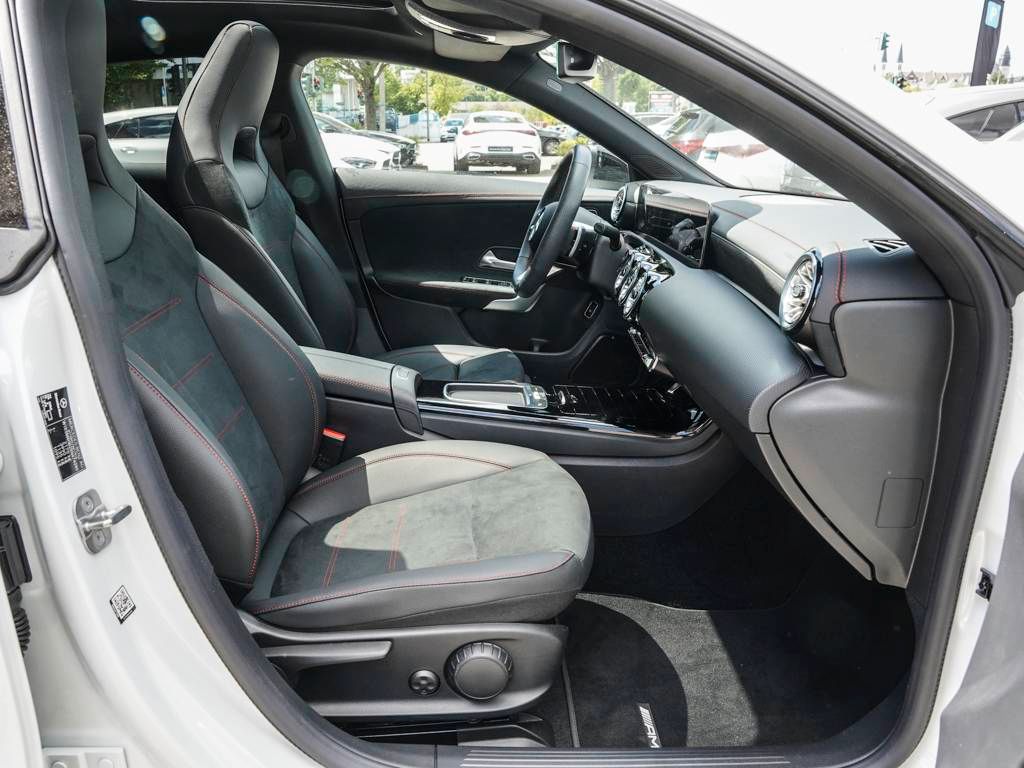 Mercedes-Benz CLA 250 4M AMG-LINE PREMIUM - Samsaru's Car Outlet