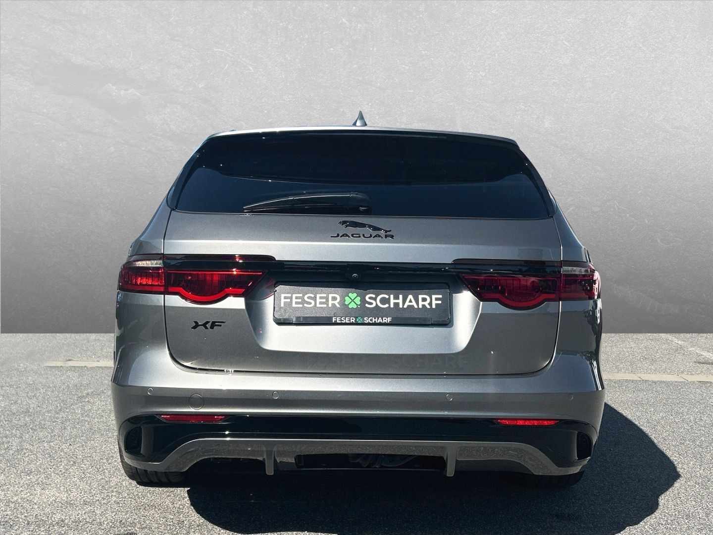 Jaguar XF Sportbrake R-Dynamic Black D200 AWD AHK Pano