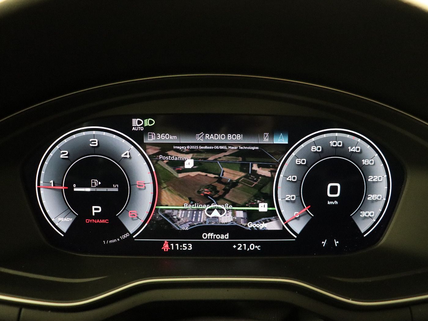 Audi A4 Avant 40 TDI quattro S tronic advanced - Samsaru's Car Outlet