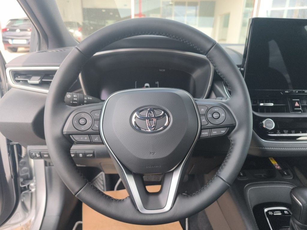 Toyota Corolla 2.0 Hybrid Touring Sports Teamplayer (ZE
