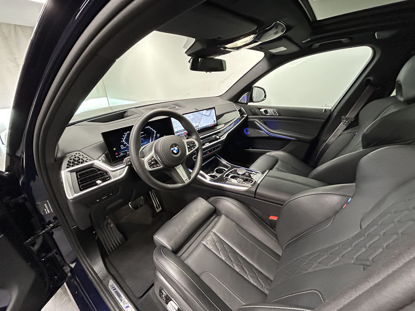 BMW X5 xDrive40d M Sportpaket Pro B&W Pano. AHK DAB