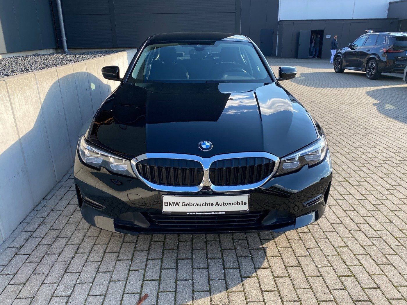 BMW 330e xDrive Advantage CAM/TEMPO/DAB/SH/S-LENKRAD