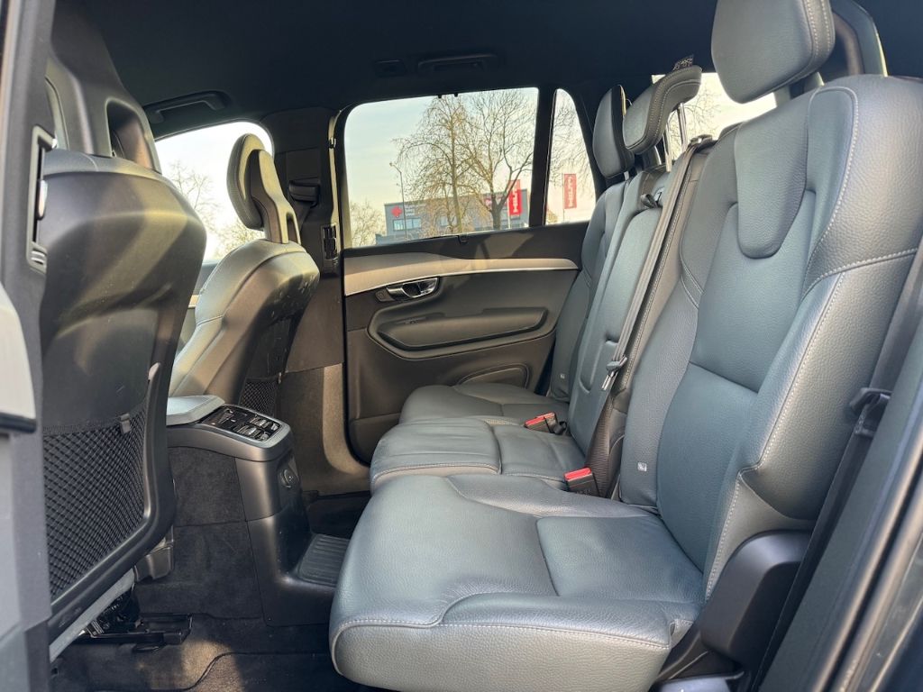 Volvo XC90 Inscription Expression Recharge Plug-In Hyb