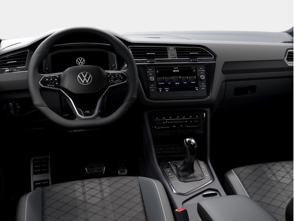Volkswagen Tiguan R-Line 1.4 l eHybrid DSG - Samsaru's Car Outlet