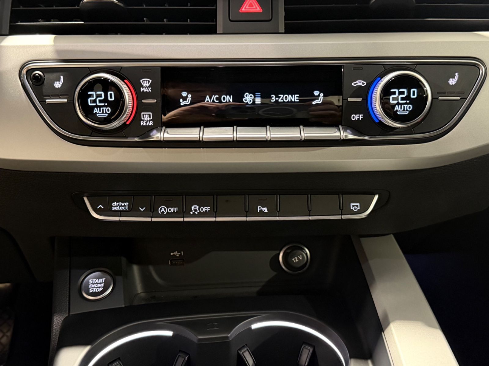 Audi A4 Lim. 40 TDI quattro*S line*LED*NAVI*Rfk*PDC*
