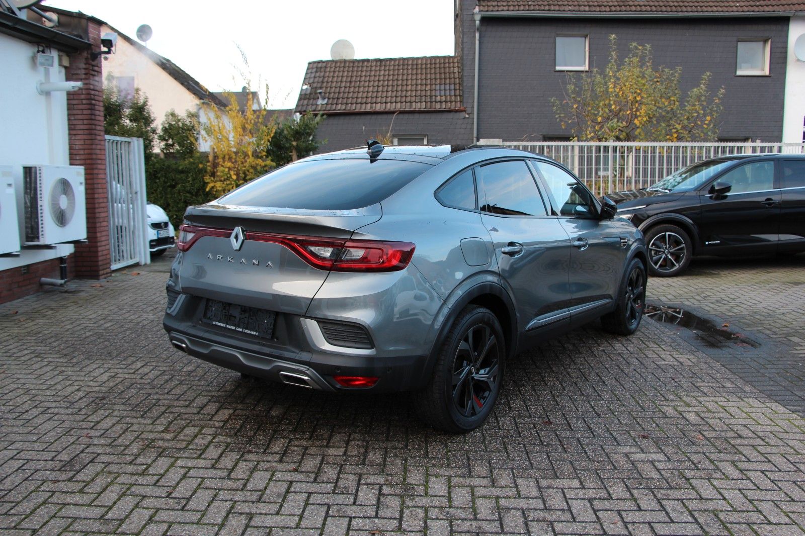 Renault Arkana Mild Hybrid R.S. Line - Samsaru's Car Outlet