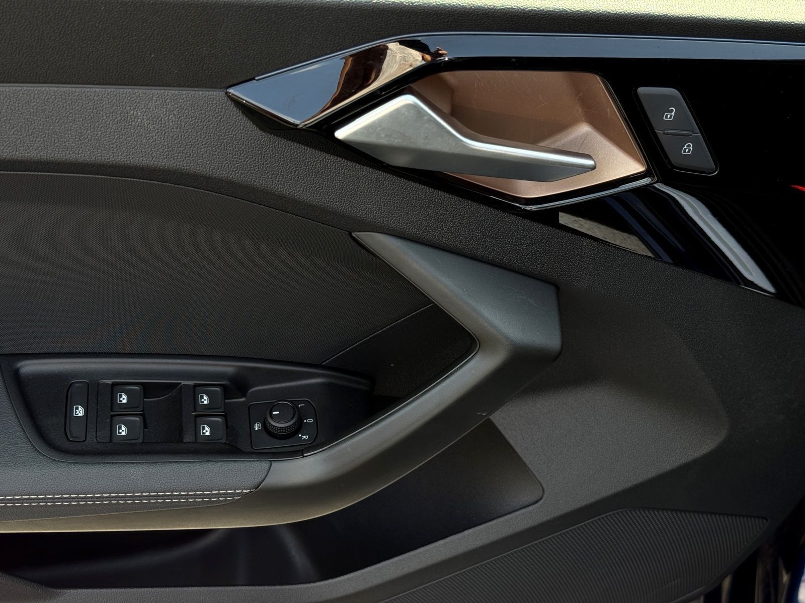 Audi A1 Sportback 25 TFSI ADVANCED LEDER LED NAVI KAM