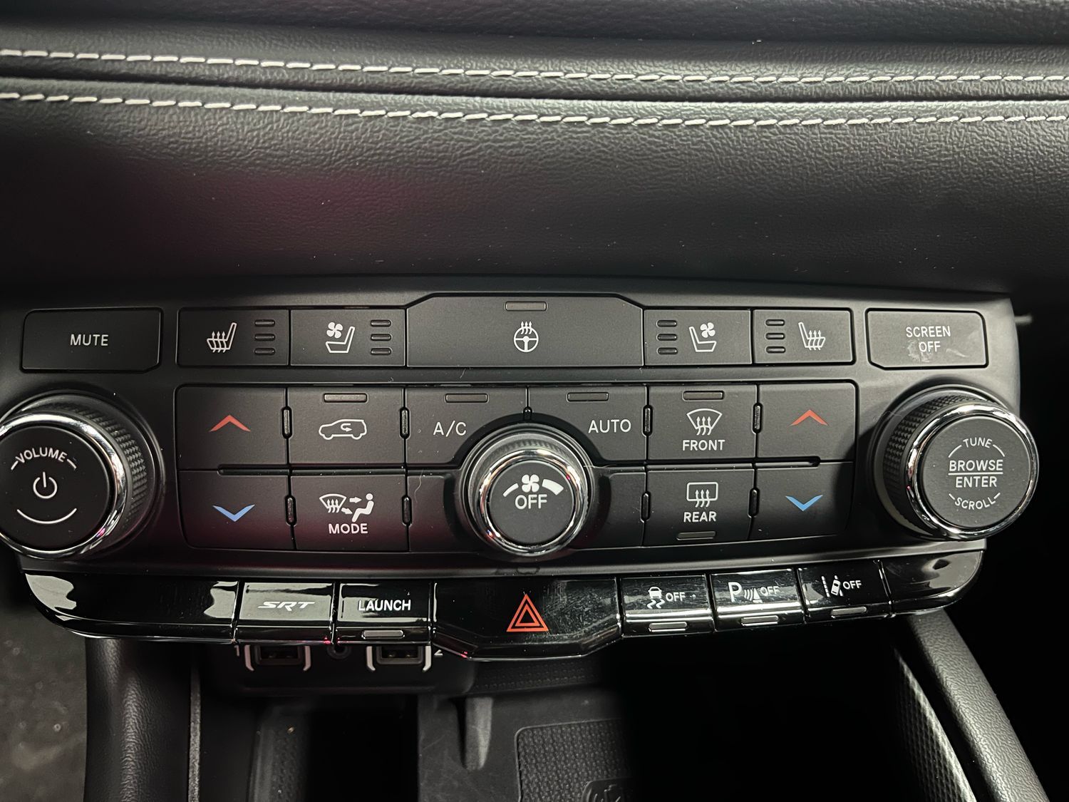 Dodge Durango SRT 6,4l V8 *ACC/NAVI/ SZH / SZ-BELÜFT*