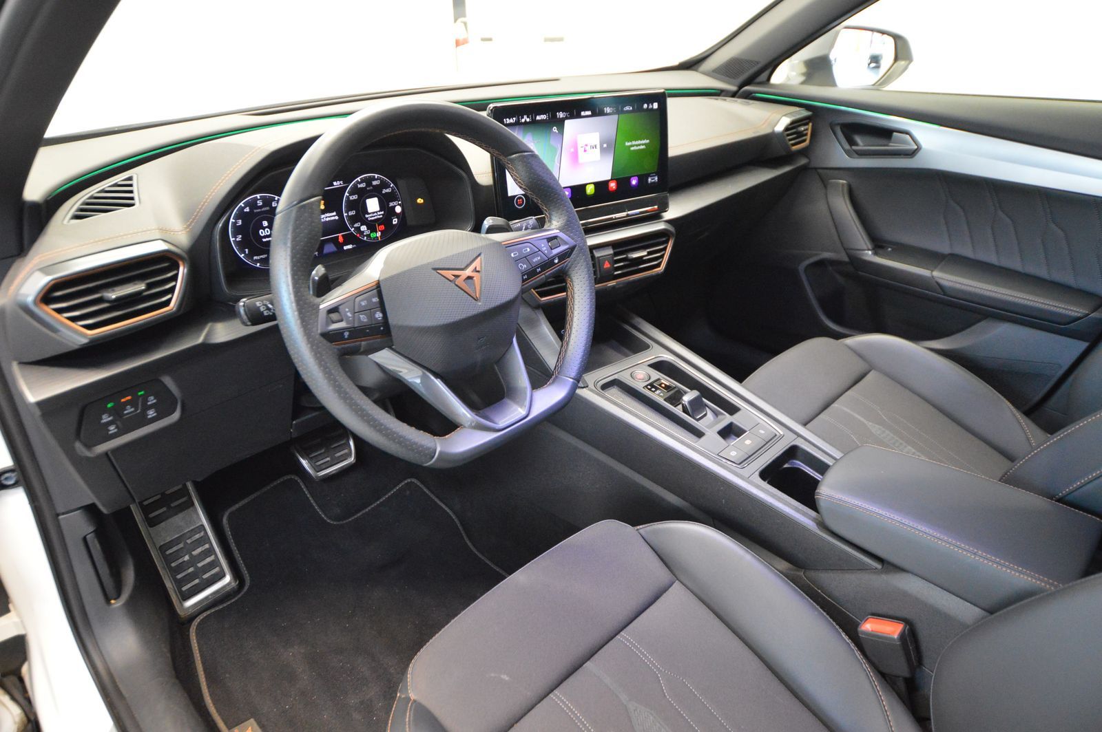 Cupra Formentor 2.0 TSI VZ - Samsaru's Car Outlet