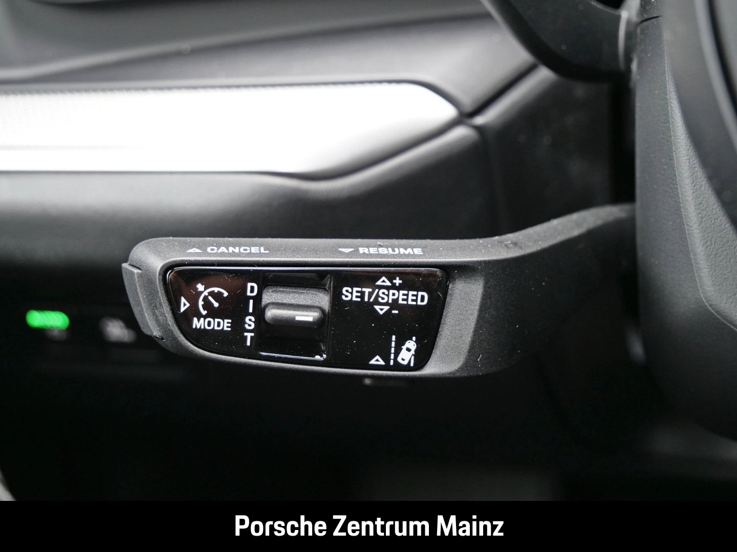 Porsche Cayenne E-Hybrid Coupe InnoDrive,HUD,HA-Lenkung,