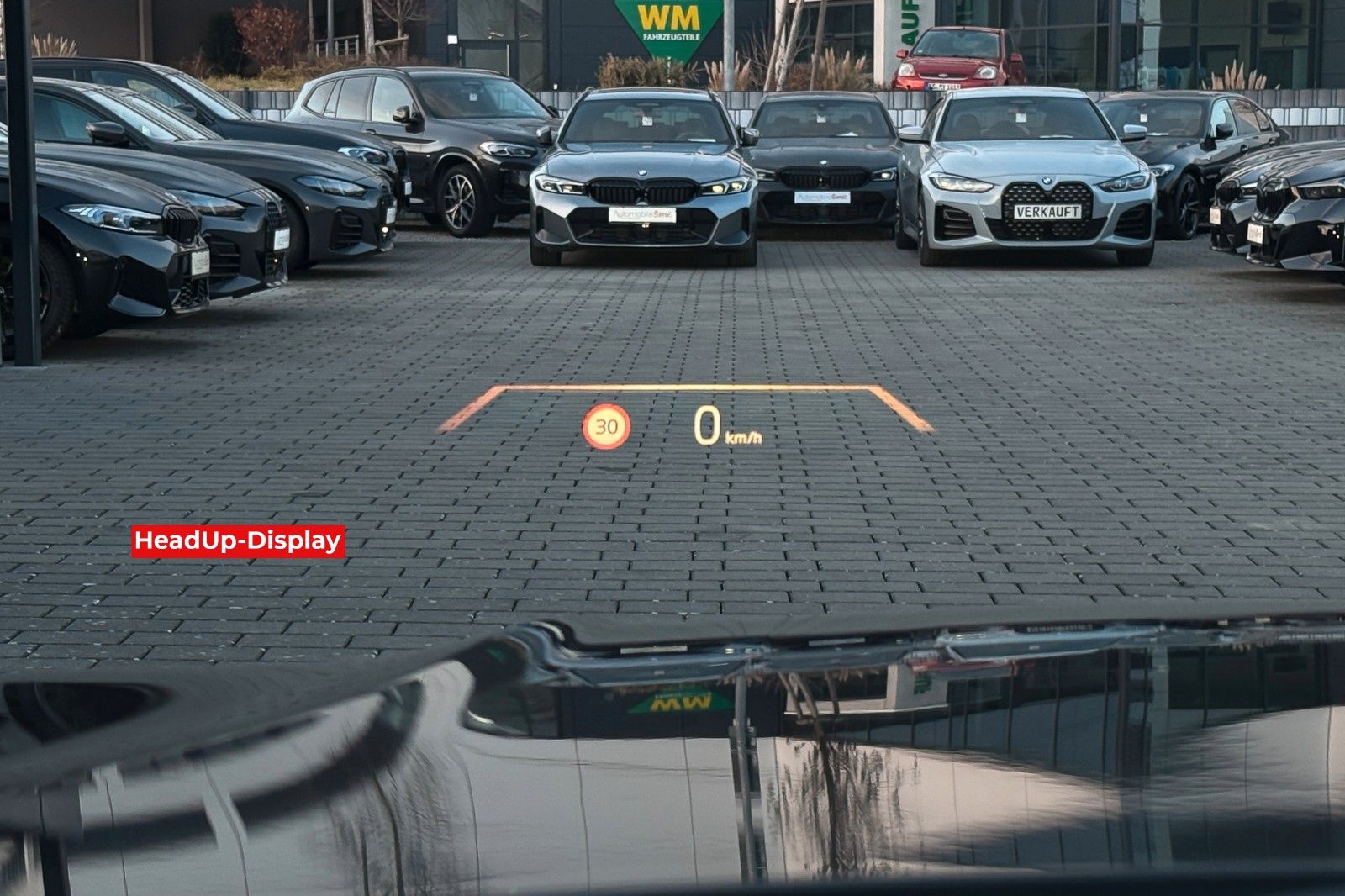 BMW 320i M Sport 18" HuD AHK ACC 360° 18"