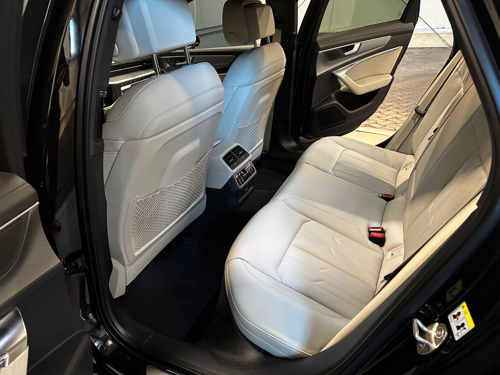 Audi A6 Lim. 50 TDI qua. Sport/S-Line - Samsaru's Car Outlet