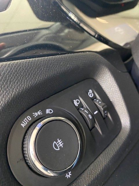 Opel Corsa F Edition - Samsaru's Car Outlet