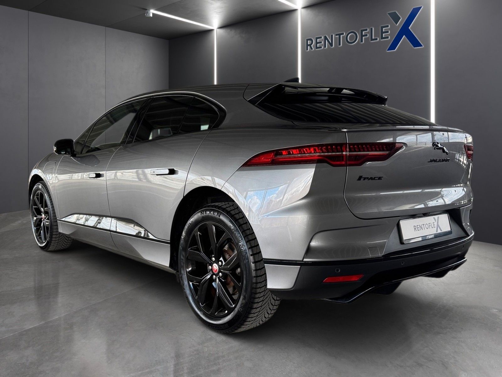 Jaguar I-Pace EV400 SE