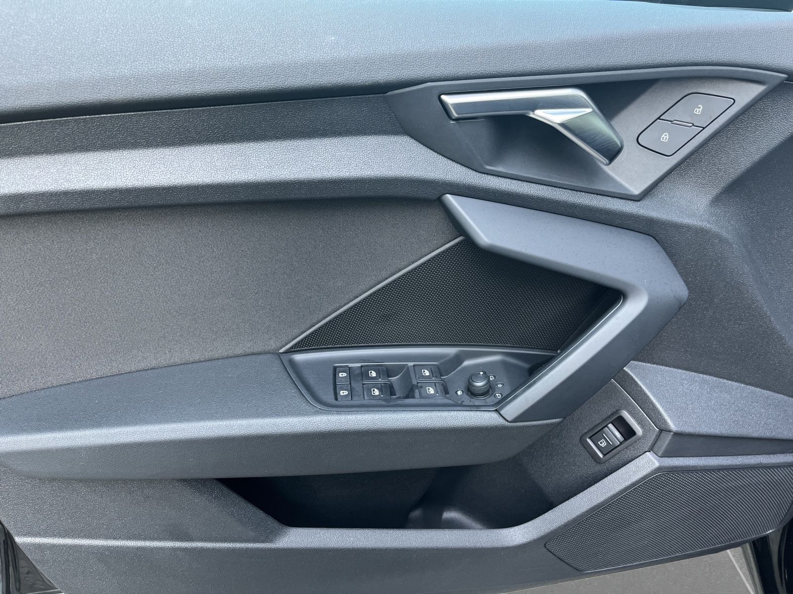 Audi A3 40 1.4 TFSI e-tron basis